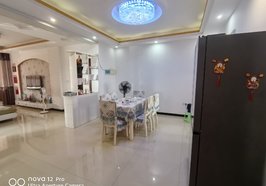 5小附近 精装修 3房2厅 可拎包入住